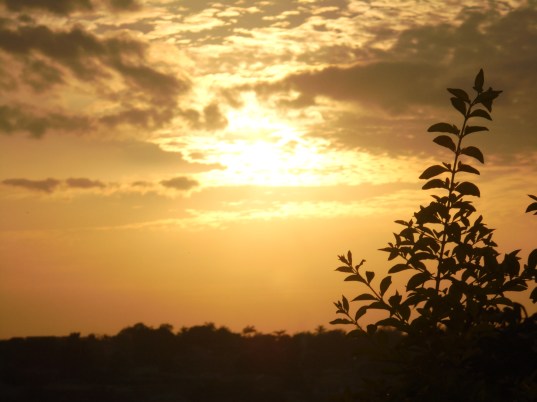 2016-9-26-ghanian-sunset