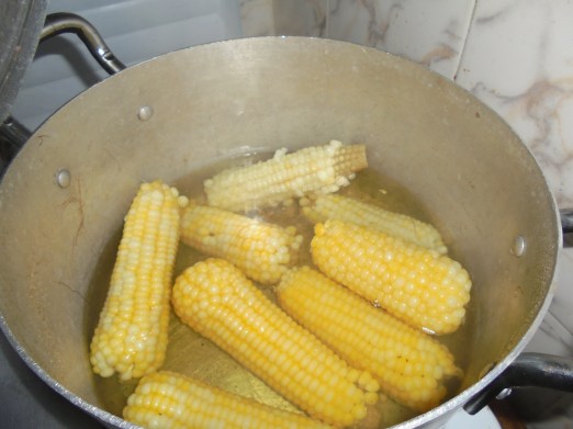 2017 7 10 Corn Cooking in a pot
