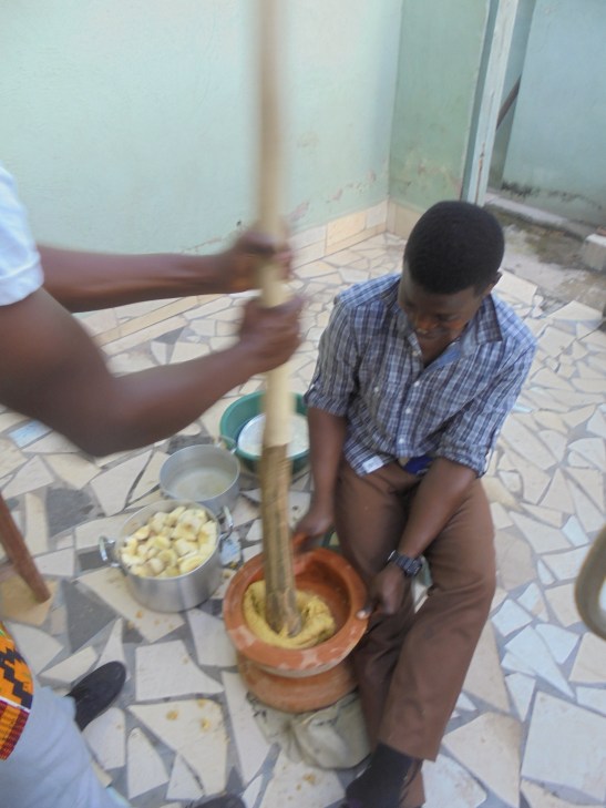 2017 9 18 Pounding fufu